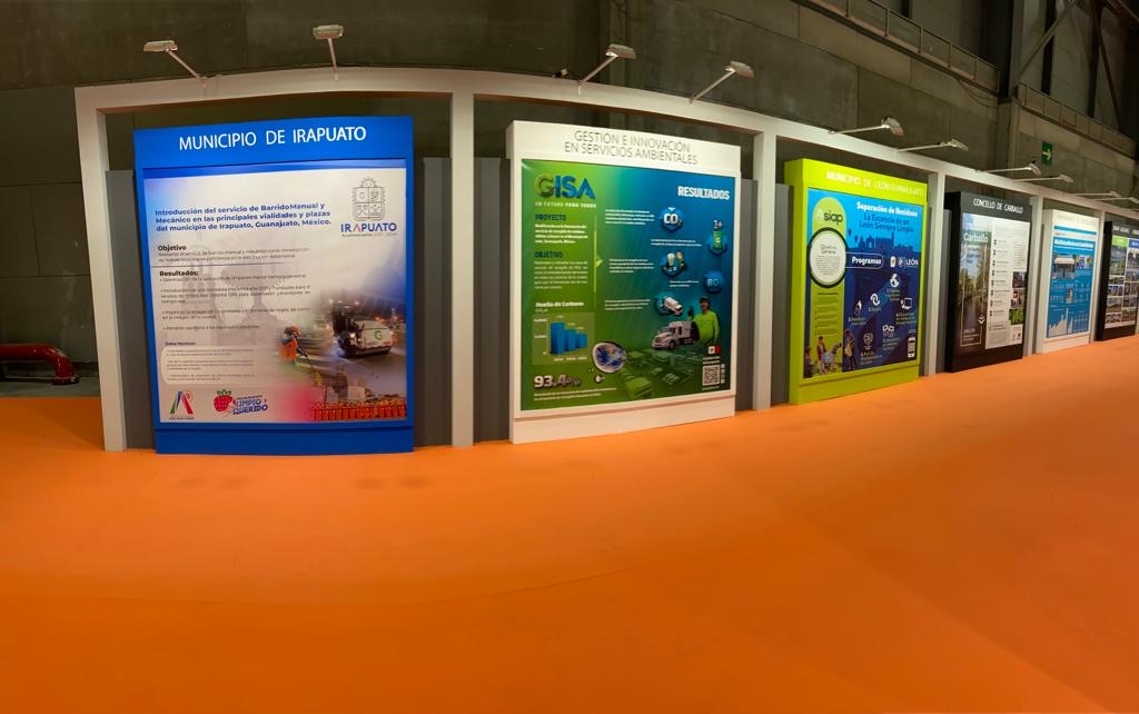 Stand y módulo de exhibición — vista 12